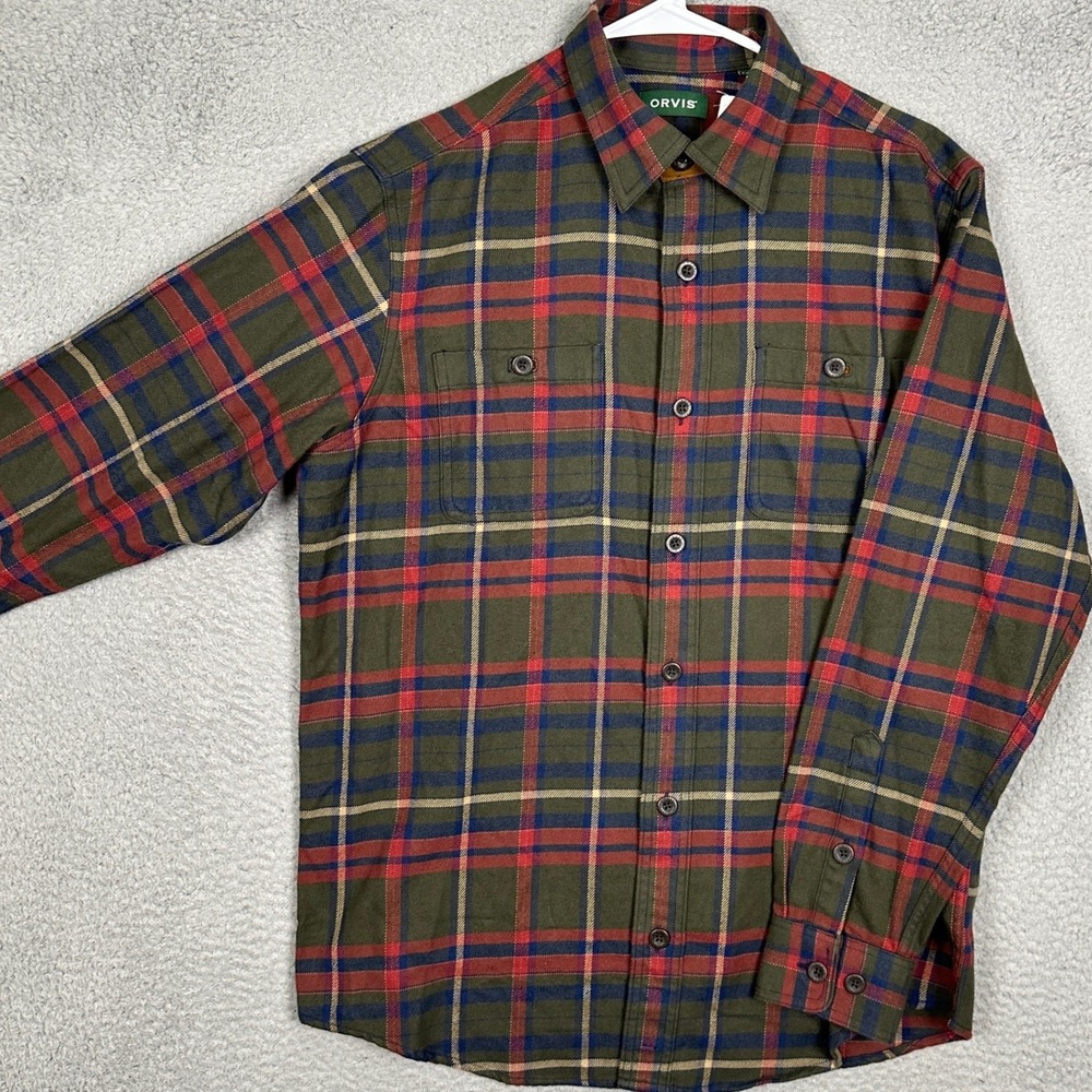 NEW Orvis Perfect Flannel Shirt Men Medium Classic Fit Green Red Plaid Button Up